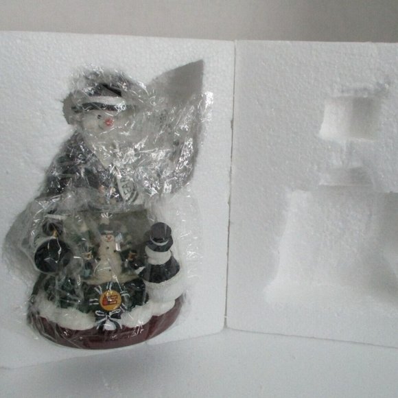 DALE EARNHARDT 2003 CHRISTMAS SNOWMAN GLOBE FIRST IN A LIMITED SERIES - Picture 4 of 12